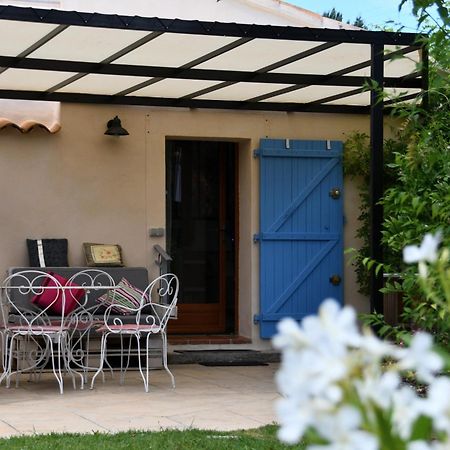 L'Ocabee Villa La Tour-d'Aigues Bagian luar foto