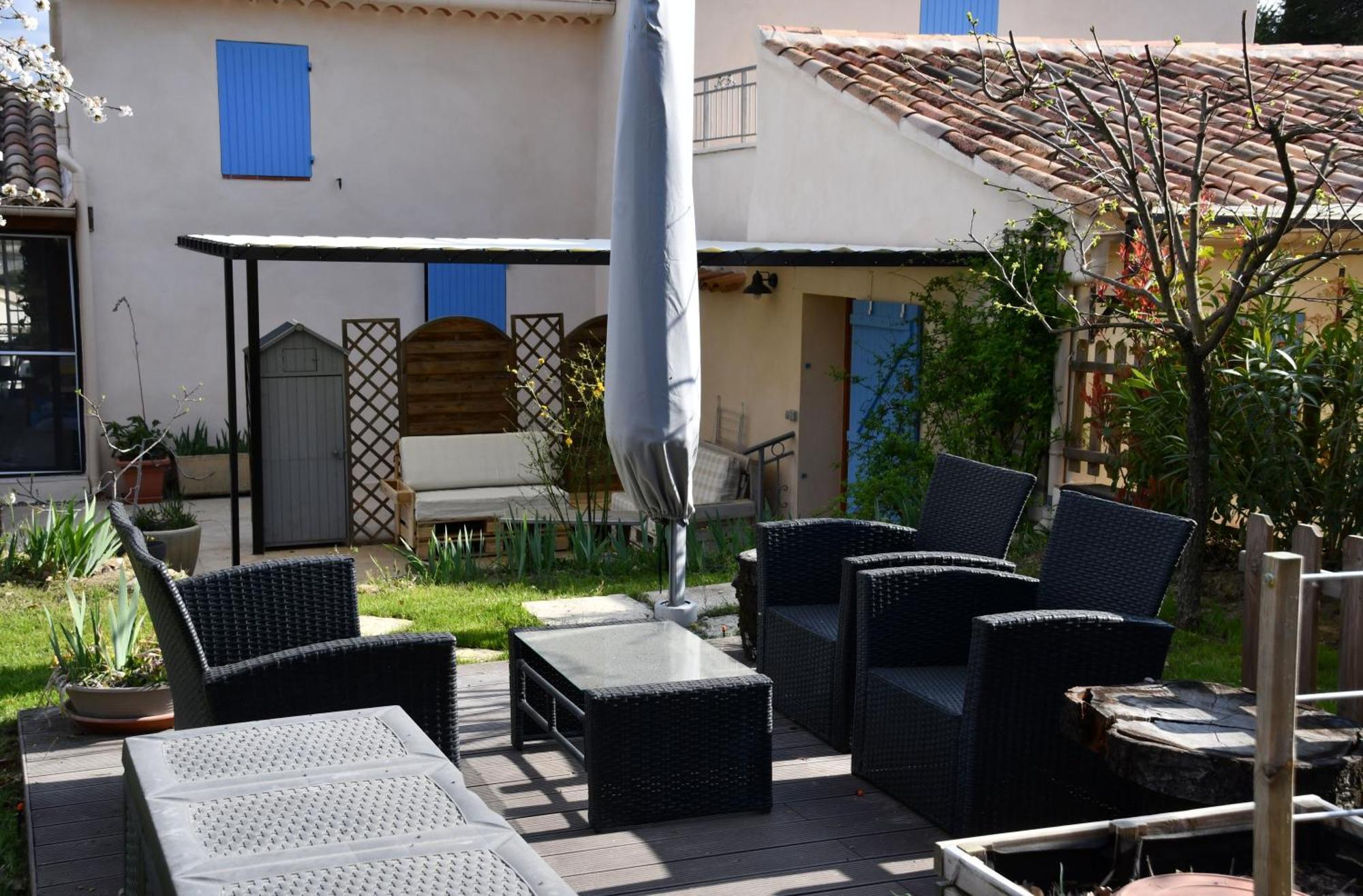 L'Ocabee Villa La Tour-d'Aigues Bagian luar foto